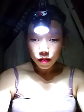 Ngocmi909 online show from 10.18.25