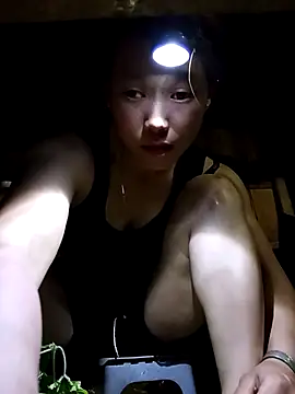 Ngocmi909 online show from 03.25.26