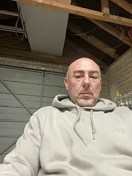 Snapshot of Richmcgee chatting on 02.27.26 Richmcgee online show from 02.27.26