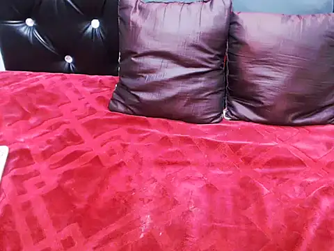 AppleAss02 online show from 02.14.26