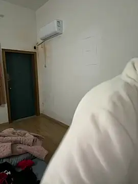 xiiuuff18 online show from 03.04.26