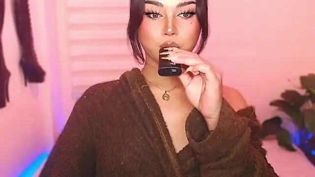 MissRumi Hunter online show from 12.21.25