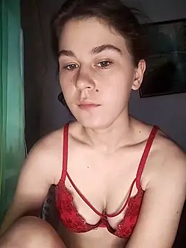 Snapshot of ToryTayler chatting on 11.14.25 ToryTayler online show from 11.14.25