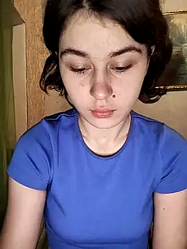 Snapshot of ToryTayler chatting on 11.28.25 ToryTayler online show from 11.28.25