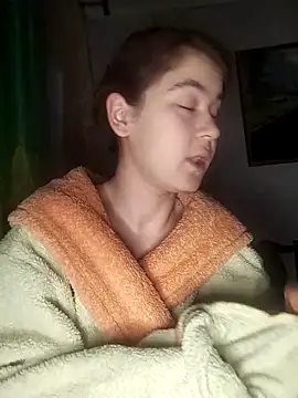 Snapshot of ToryTayler chatting on 12.16.25 ToryTayler online show from 12.16.25