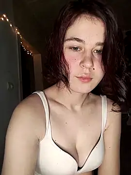 Snapshot of ToryTayler chatting on 12.22.25 ToryTayler online show from 12.22.25