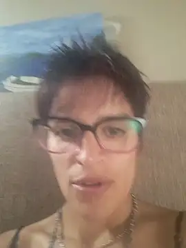 culitobosterook online show from 10.15.25