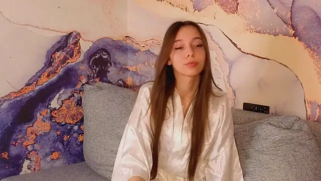 BerryTeen online show from 10.04.25