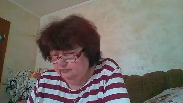 MilaSky5303 online show from 10.25.25