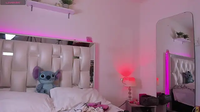 Darlyn tenderhot   online show from 03.17.26