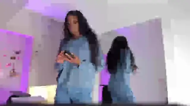 Stefannyevans  online show from 02.05.26