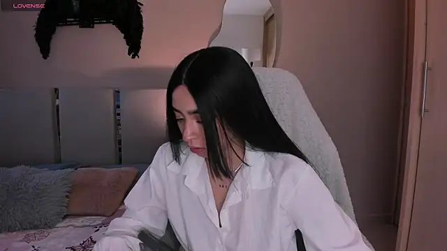 Snapshot of EmystarX chatting on 05.22.26 EmystarX online show from 05.22.26