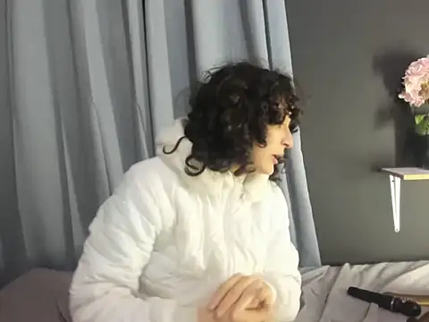 TeensNews18 online show from 12.02.25