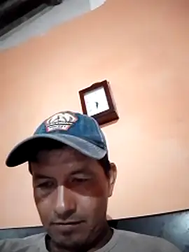 colombiano198720 online show from 12.20.25