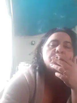 Snapshot of Klubnyhka3991 chatting on 11.27.25 Klubnyhka3991 online show from 11.27.25