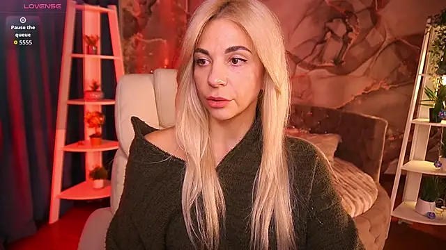 BellaRayyy online show from 03.10.26