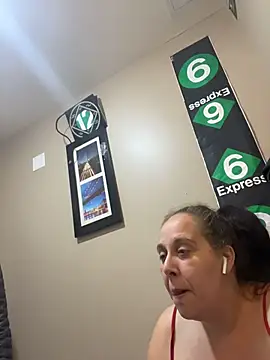 Snapshot of exotictastingexotic chatting on 10.25.25 exotictastingexotic online show from 10.25.25