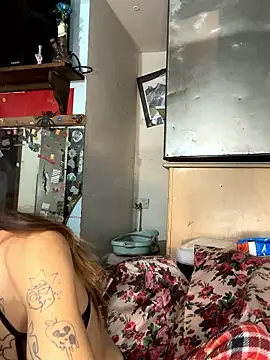 Snapshot of ittybittymeryssa chatting on 11.27.25 ittybittymeryssa online show from 11.27.25