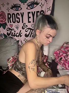 Snapshot of ittybittymeryssa chatting on 02.20.26 ittybittymeryssa online show from 02.20.26