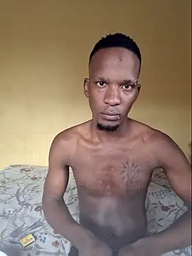 Snapshot of RAWFREAKYVERSE chatting on 12.18.25 RAWFREAKYVERSE online show from 12.18.25