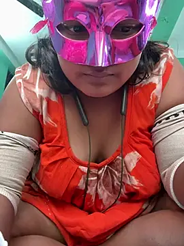 Snapshot of mimi87hoty chatting on 02.28.26 mimi87hoty online show from 02.28.26