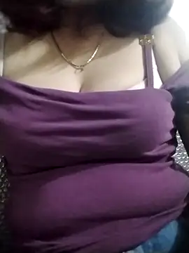 Candy-bae online show from 10.12.25