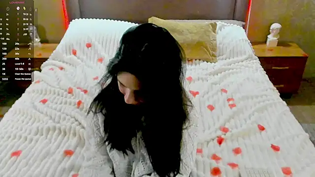 JillRax online show from 10.27.25