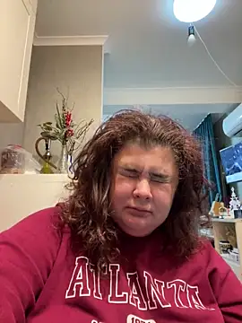 AliceCurlyX online show from 11.28.25