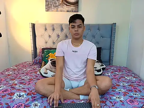 stewart mateo  online show from 10.08.25