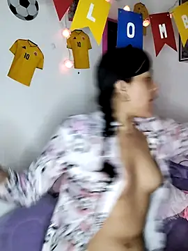 Snapshot of Queen_Ashly chatting on 06.25.26 Queen Ashly online show from 06.25.26