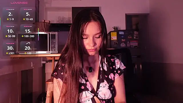 Snapshot of Alisha_Olsen_ chatting on 02.04.26 Alisha Olsen online show from 02.04.26