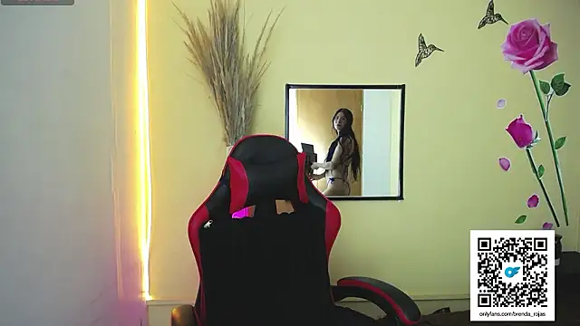 Snapshot of BrendaRojas_ chatting on 02.20.26 BrendaRojas online show from 02.20.26