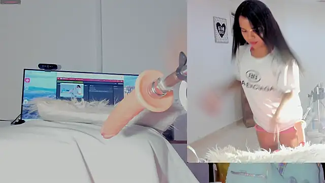 Rosy Emely online show from 11.18.25