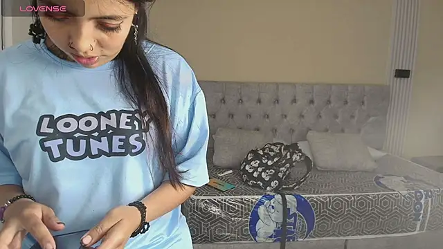 LiaMonroee  online show from 10.12.25