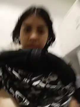 Snapshot of Syndel23 chatting on 09.13.25 Syndel23 online show from 09.13.25