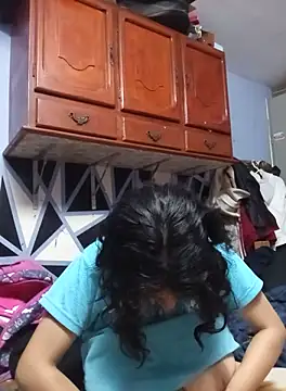 Snapshot of Syndel23 chatting on 09.27.25 Syndel23 online show from 09.27.25