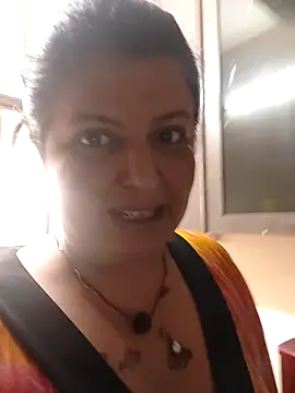 Snapshot of Jann_Riya333 chatting on 09.22.25 Jann Riya333 online show from 09.22.25