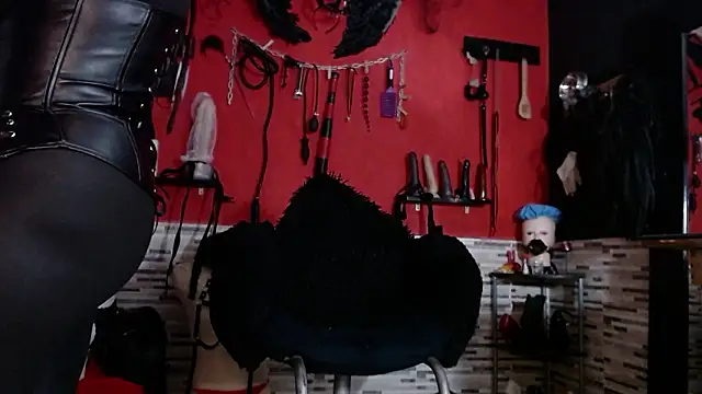 Miss Mirandaa online show from 02.22.26