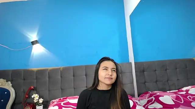 MeggannFoxx online show from 10.21.25