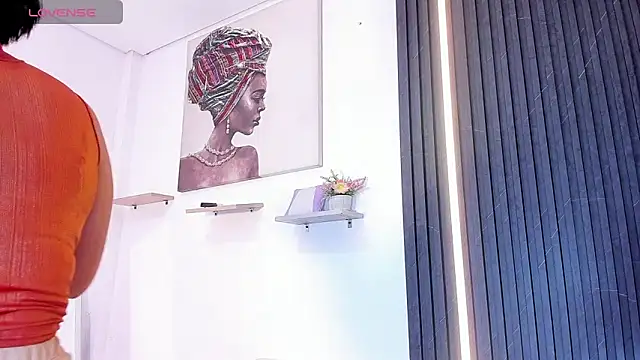 Gabrielaa Miller  online show from 09.25.25