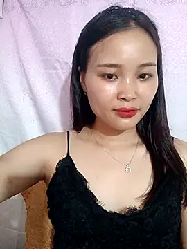 Snapshot of Lili_lovely chatting on 09.22.25 Lili lovely online show from 09.22.25