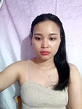 Snapshot of Lili_lovely chatting on 10.02.25 Lili lovely online show from 10.02.25