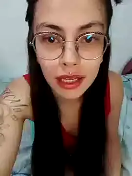 Snapshot of Kylie_Rivers chatting on 10.02.25 Kylie Rivers online show from 10.02.25