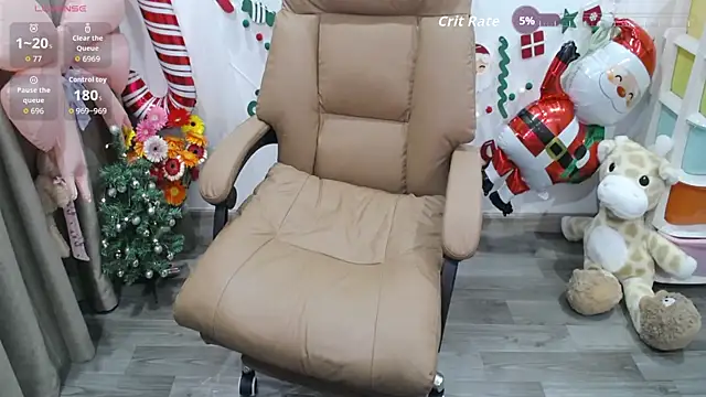 Snapshot of Lady_Bunny69 chatting on 12.21.25 Lady Bunny69 online show from 12.21.25