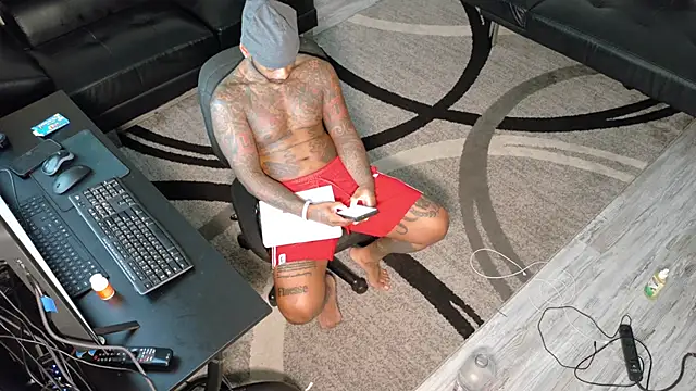 SLANGONDEMHOES online show from 09.19.25