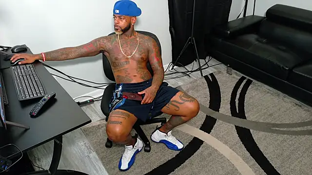 SLANGONDEMHOES online show from 10.23.25