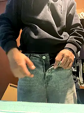 zzagreo online show from 11.28.25