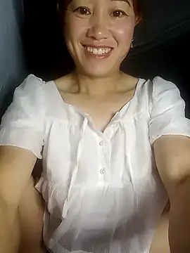 Snapshot of Fienjr chatting on 09.11.25 Fienjr online show from 09.11.25