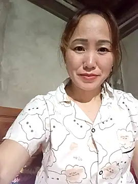 Snapshot of Fienjr chatting on 10.12.25 Fienjr online show from 10.12.25