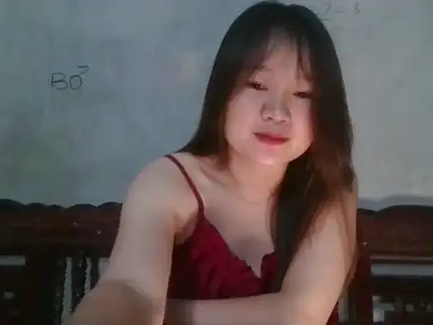 Snapshot of Hinne07 chatting on 09.13.25 Hinne07 online show from 09.13.25